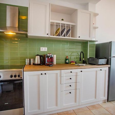 Notos Sea Front Apartment Glossa Ngoại thất bức ảnh