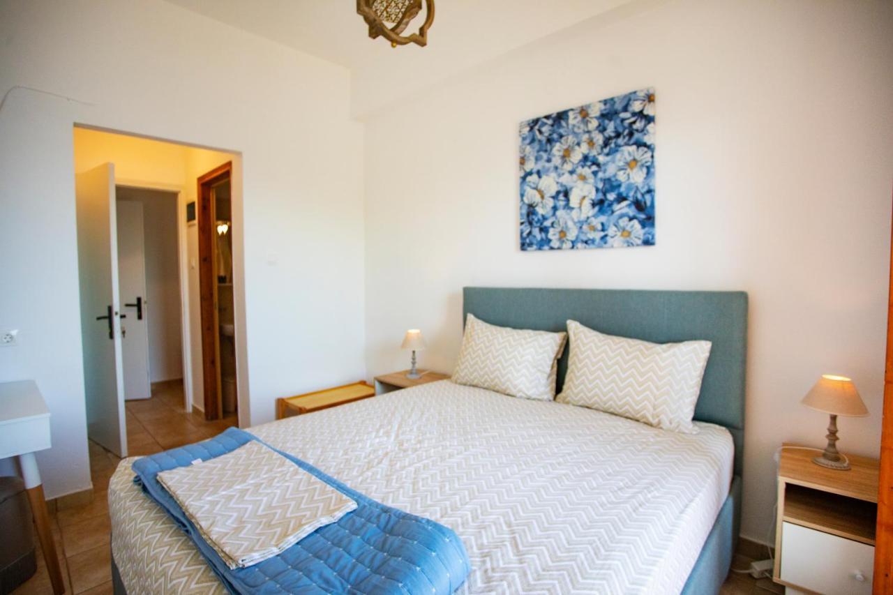 Notos Sea Front Apartment Glossa Ngoại thất bức ảnh